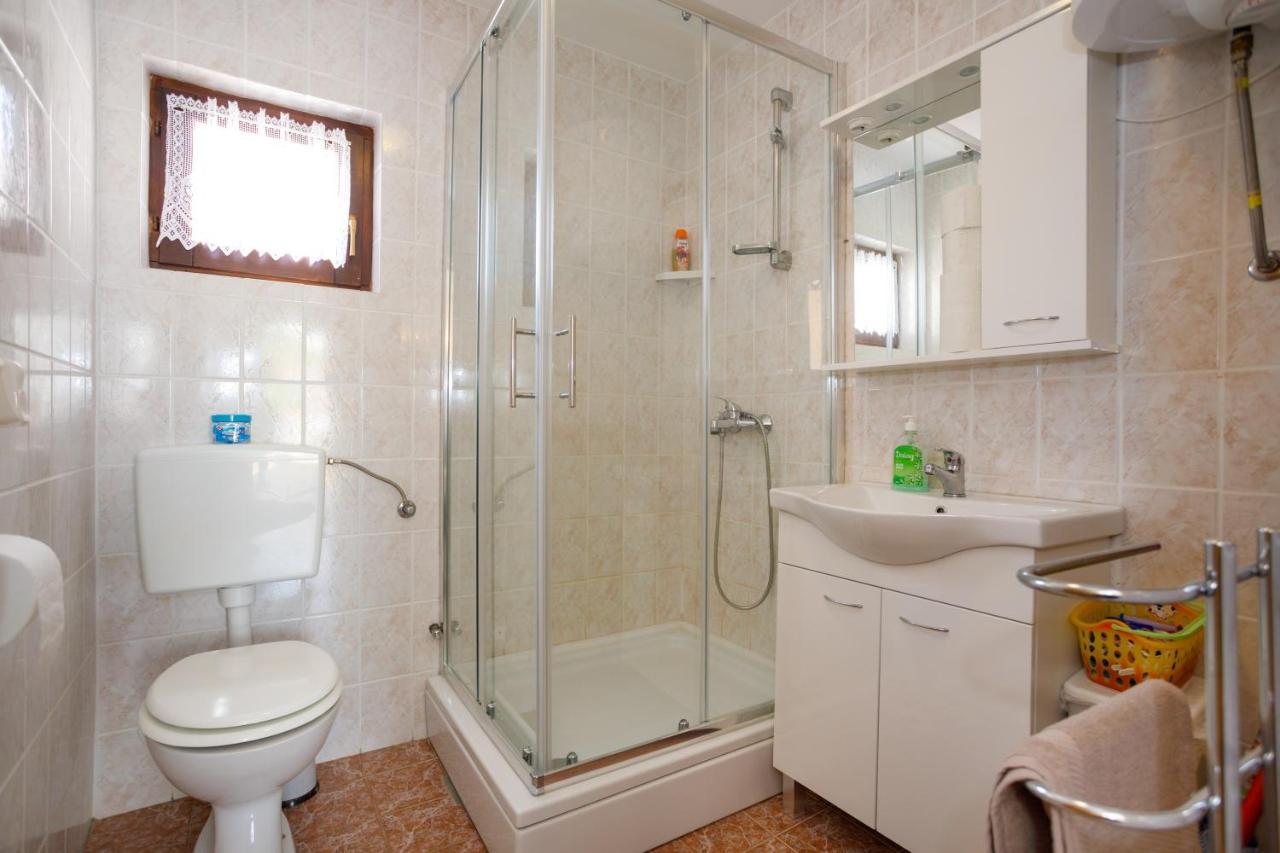 Apartmani Bakran Krk Town Esterno foto