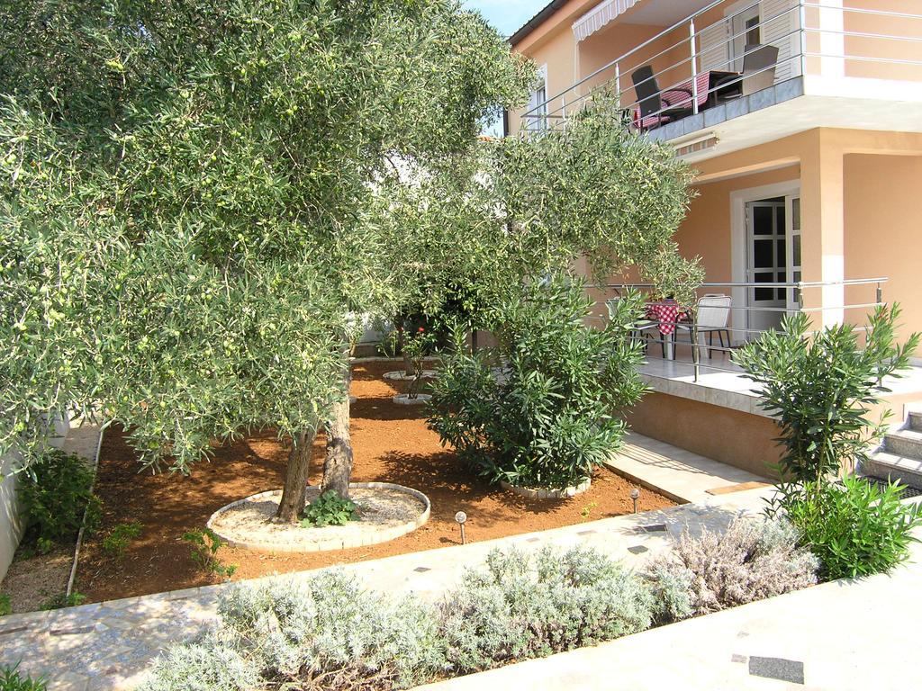 Apartmani Bakran Krk Town Esterno foto